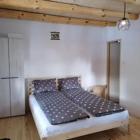 Garac Vikendica Case de vacanță *