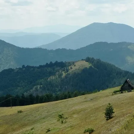 Garac Vikendica Case de vacanță